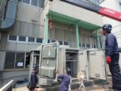 搬入・据付2の写真